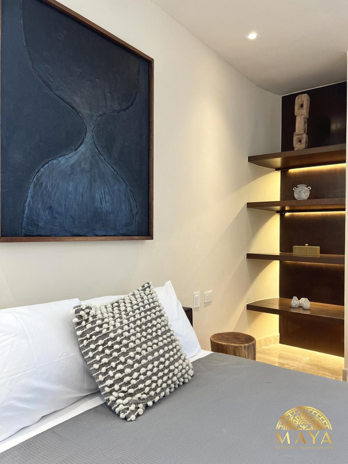 Peregrina 302a 2br Luxury Apartment *